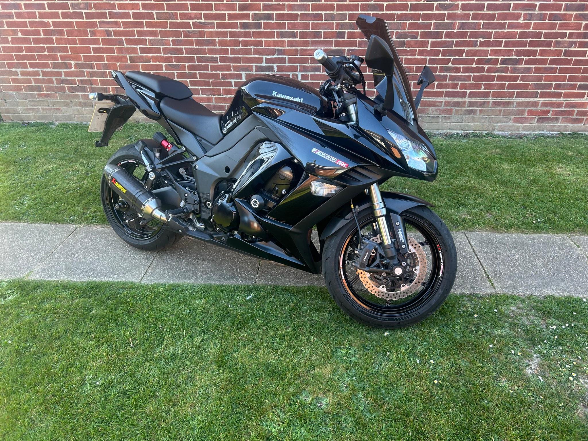 Kawasaki bikes for sale in Havant | AutoTrader Bikes